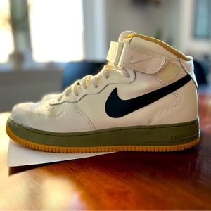 Nike Air Force 1 (Mid, size 10.5 Men’s)